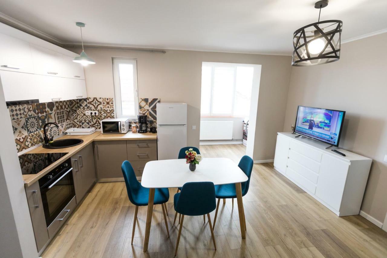 Sunshine Apartament Târgu-Mureş Buitenkant foto